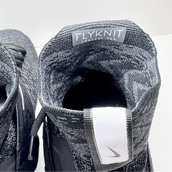 Nike Alpha Menace Elite 2 Men's Football Cleat in Black/Gray Size 11 - Picture 9 of 11